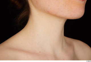 Violet neck nude 0009.jpg